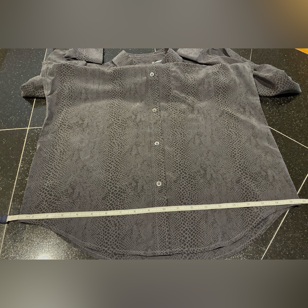 Rails Kate Cobra Silk Button Up Blouse Charcoal Gray SZ XS NWT - Picture 11 of 16